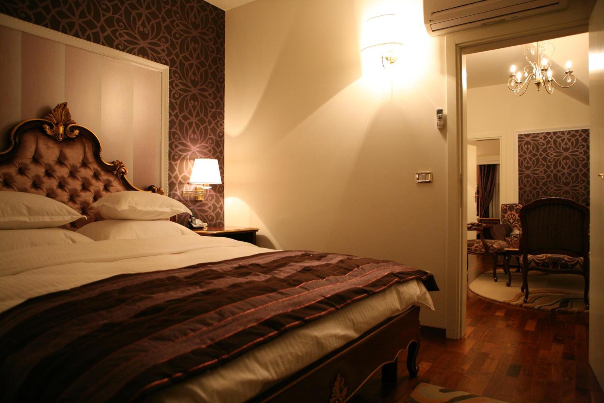 Hotel Villa Viktorija 바냐루카 외부 사진