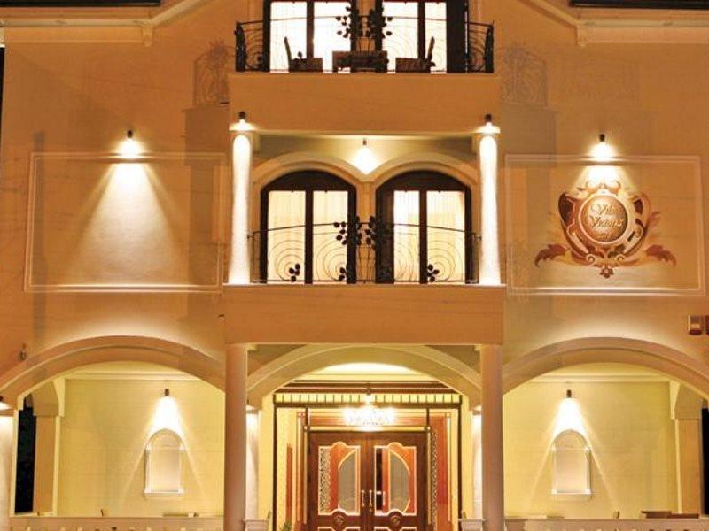 Hotel Villa Viktorija 바냐루카 외부 사진